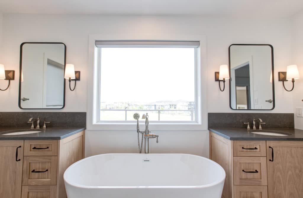 Best quality bathroom upgrades in Winnipeg - Hammerdown